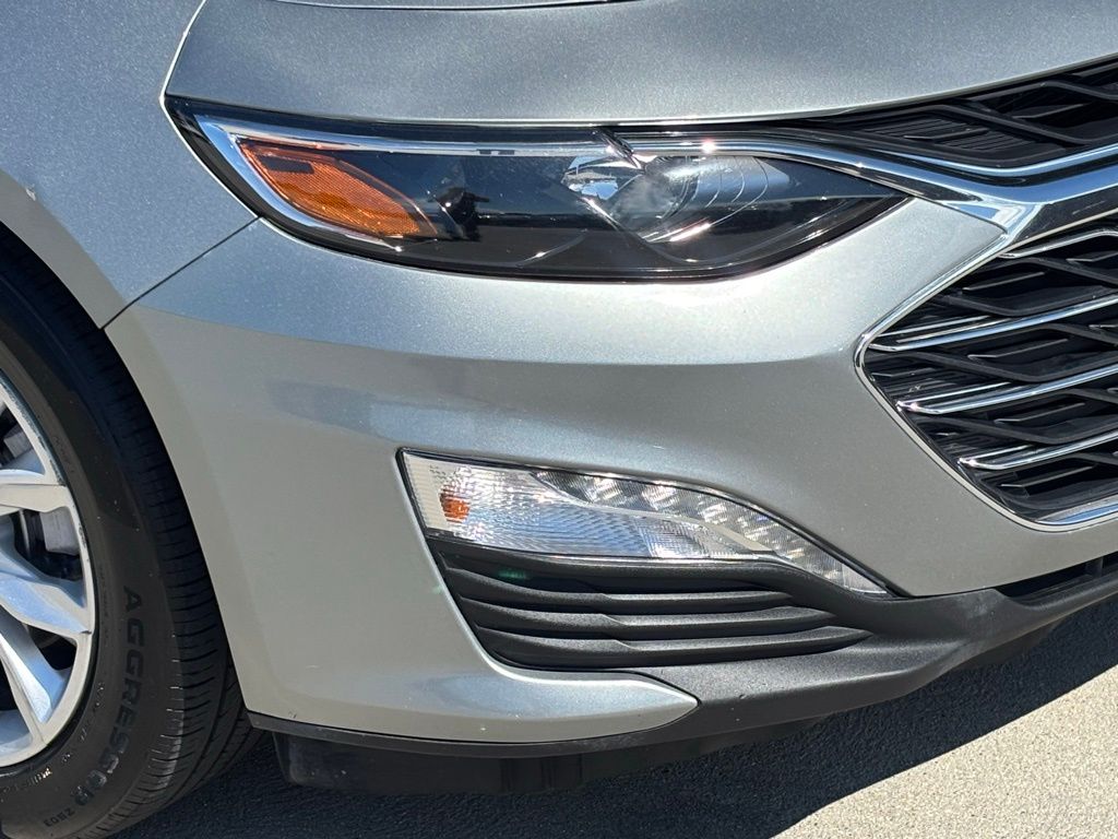 2023 Chevrolet Malibu 1LT photo 4