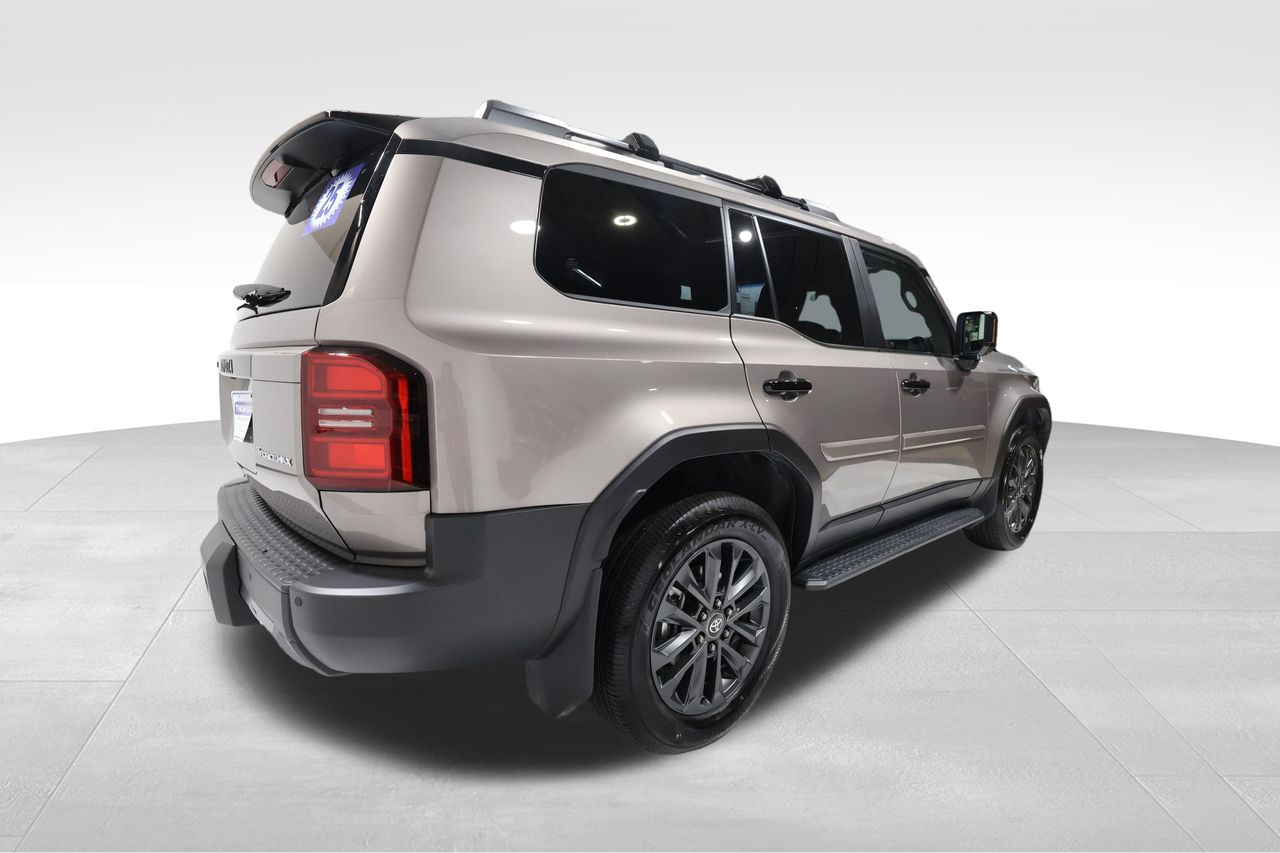 2025 Toyota Land Cruiser Base photo 4