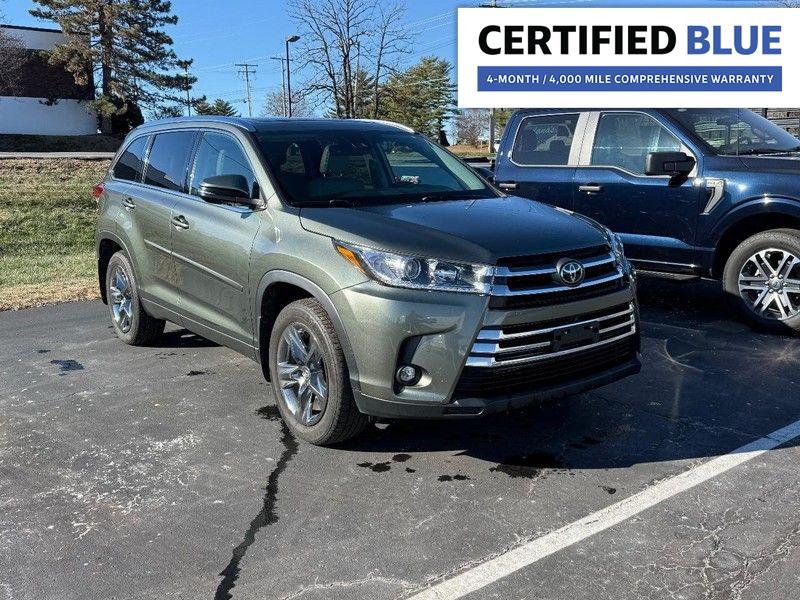 2019 Toyota Highlander Limited Platinum's photo