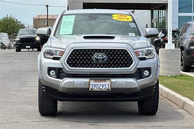 2019 Toyota Tacoma SR5 photo 8