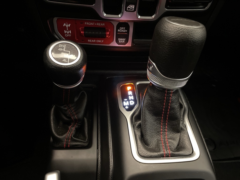 2021 Jeep Gladiator Rubicon photo 13