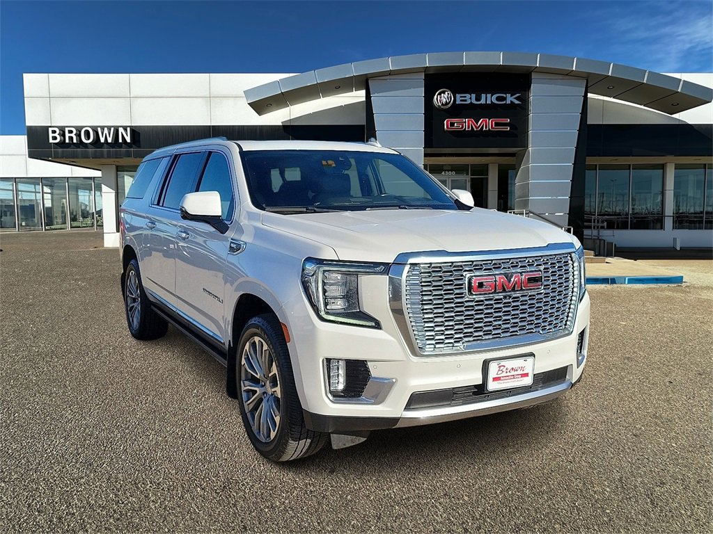 2021 GMC Yukon XL Denali's photo