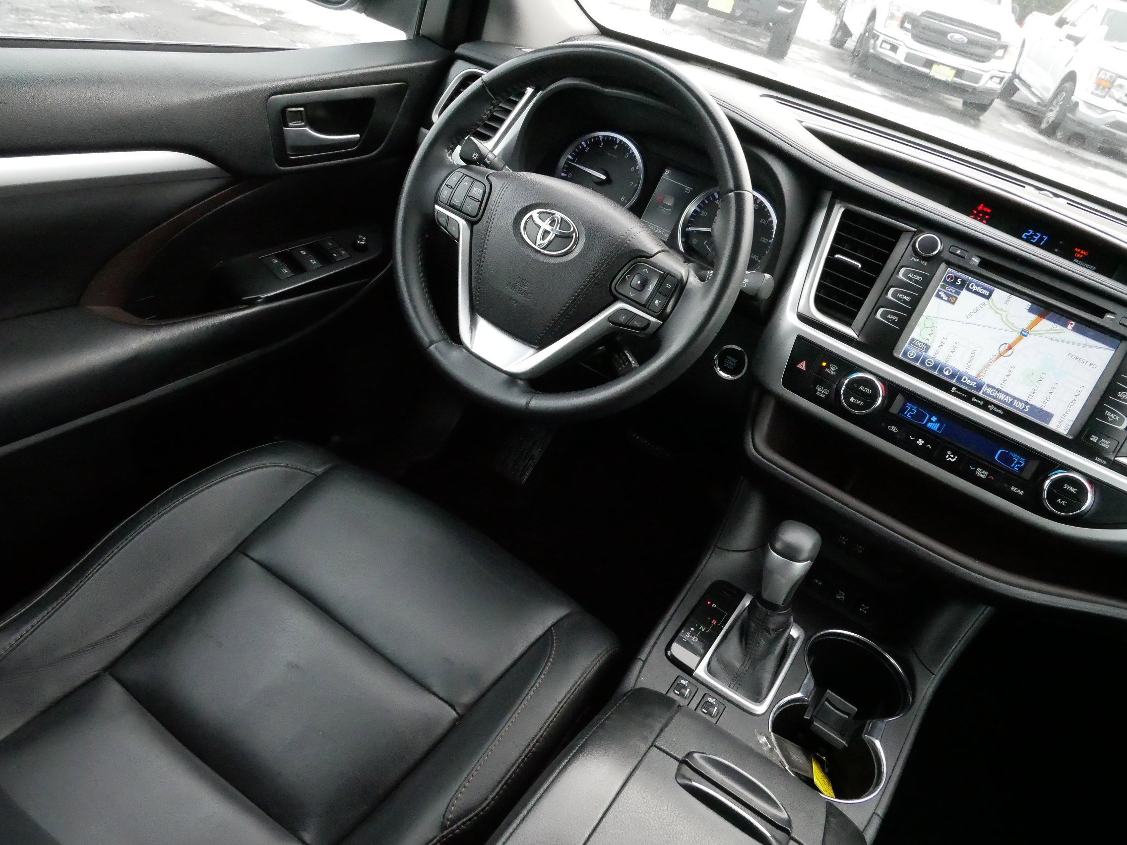 2018 Toyota Highlander XLE photo 2