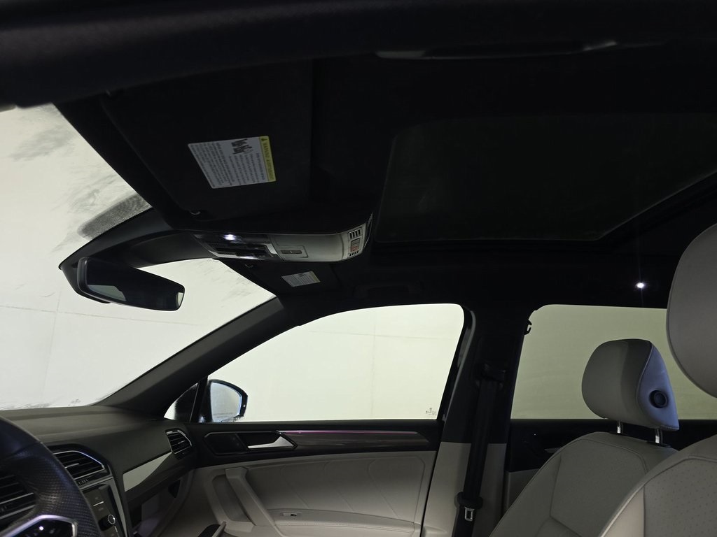 2024 Volkswagen Tiguan SE R-Line Black photo 4