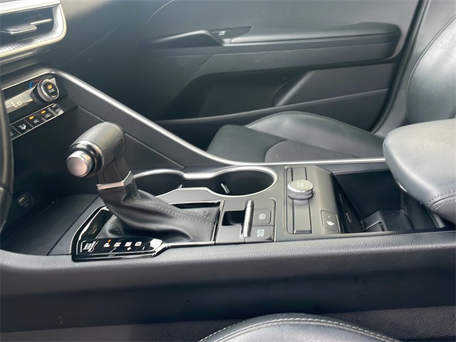 2022 Kia K5 GT-Line photo 12