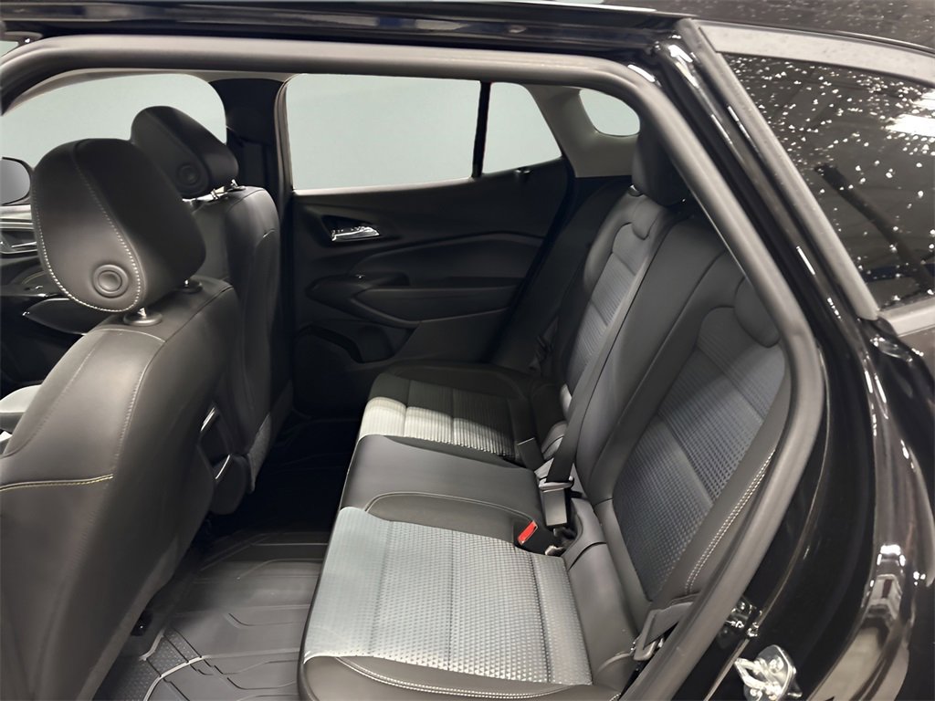 2025 Chevrolet Trax LT photo 23