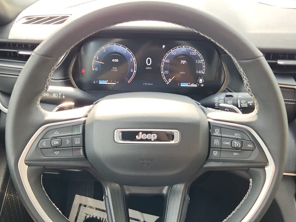 2024 Jeep Grand Cherokee Laredo X photo 17