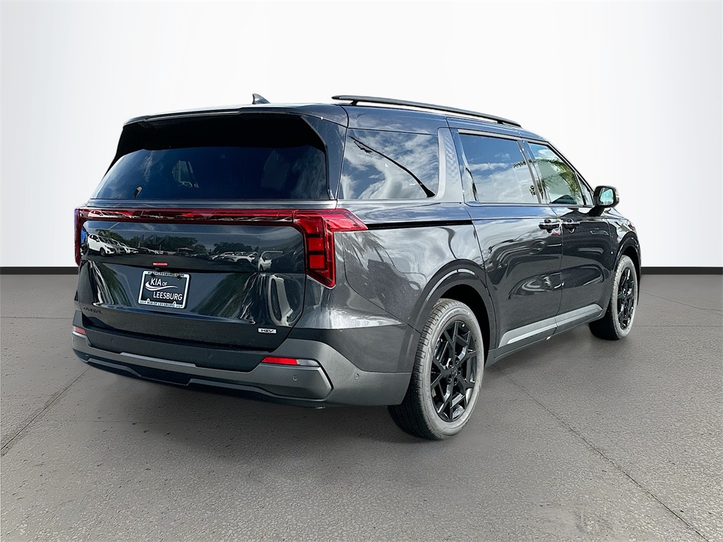 2026 Kia Carnival SX photo 2