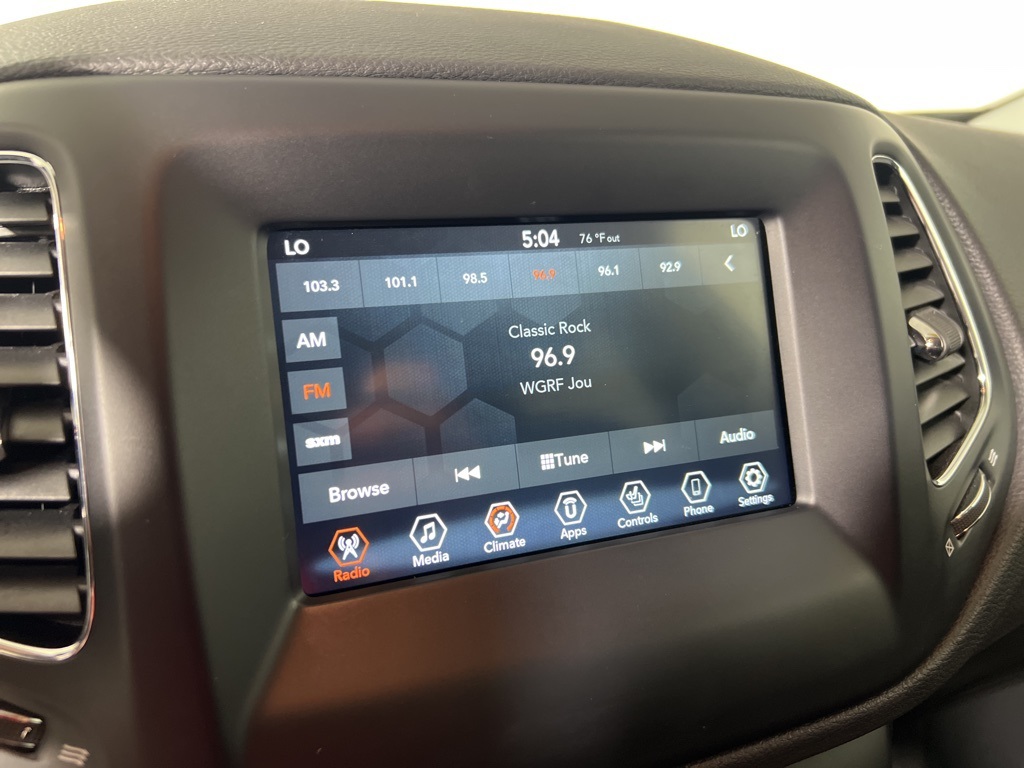 2020 Jeep Compass Latitude photo 14