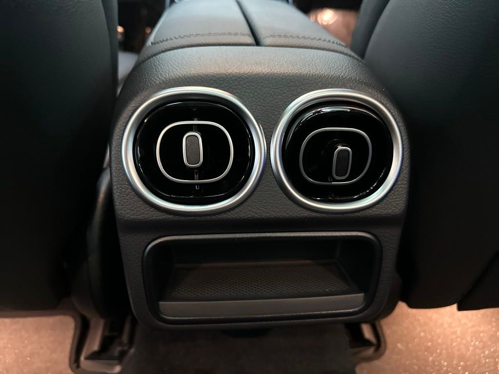 2025 Mercedes Benz C 300 photo 20
