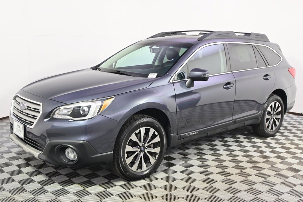 Used 2017 Subaru Outback Limited with VIN 4S4BSAKC9H3213938 for sale in Minneapolis, Minnesota