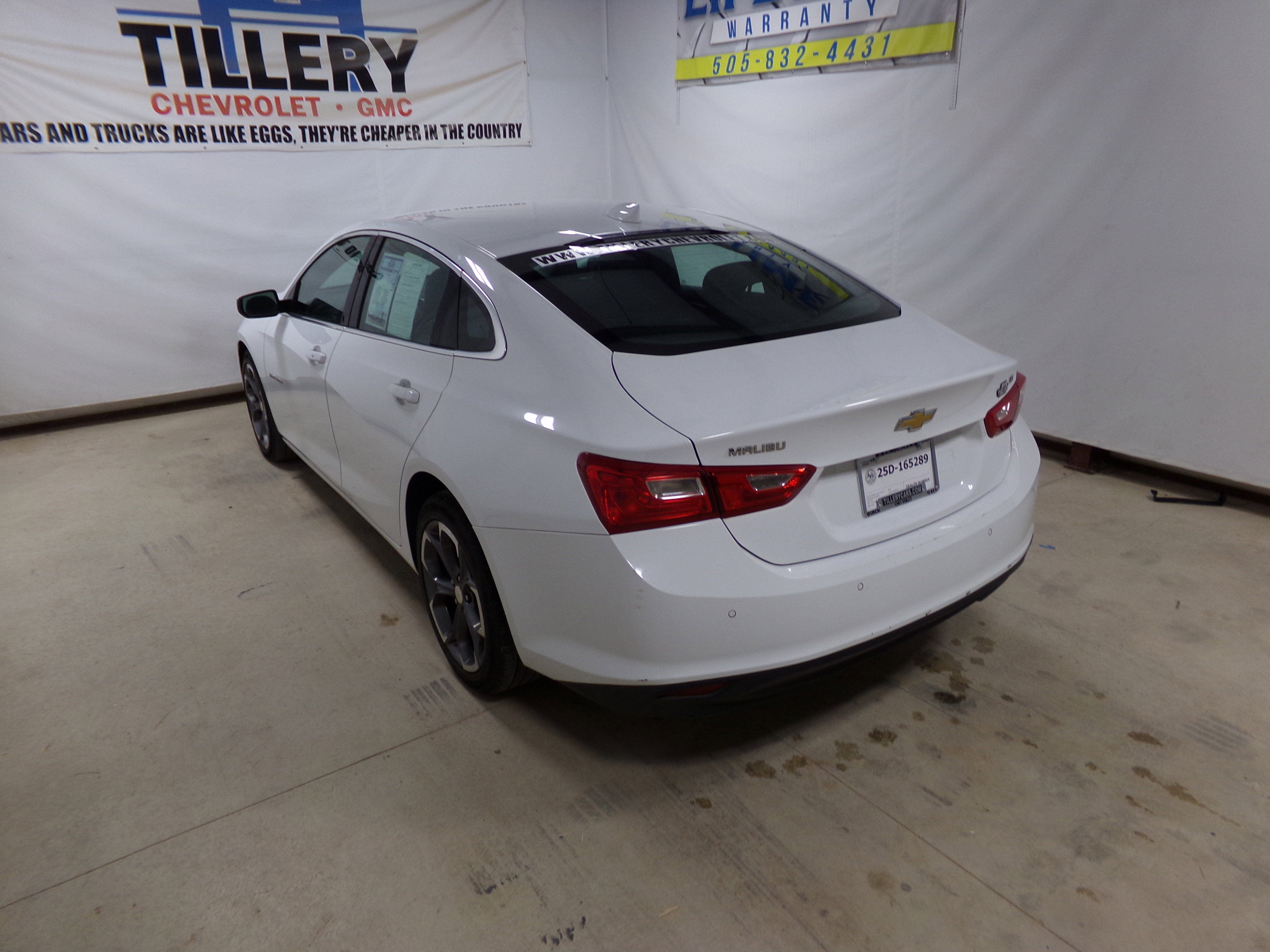2023 Chevrolet Malibu 1LT photo 4