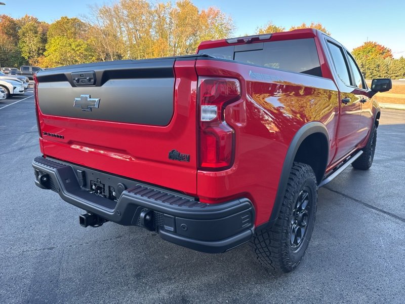 2026 Chevrolet Silverado 1500 ZR2 photo 2