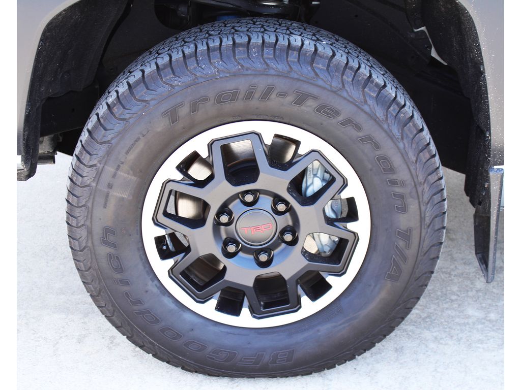 2024 Toyota Tacoma TRD Double Cab photo 4