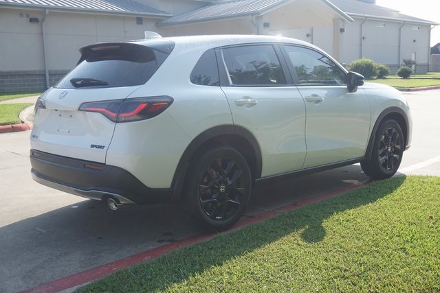 2025 Honda HR-V Sport photo 4