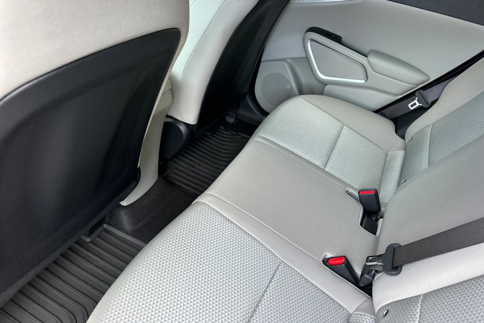 2025 Kia Soul LX S photo 6