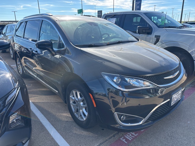 2020 Chrysler Pacifica Touring L photo 4
