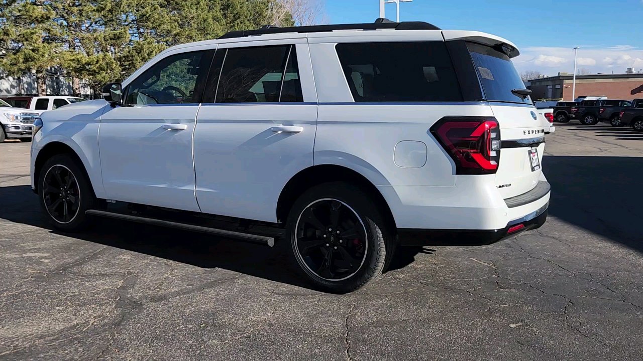 2024 Ford Expedition Limited photo 3