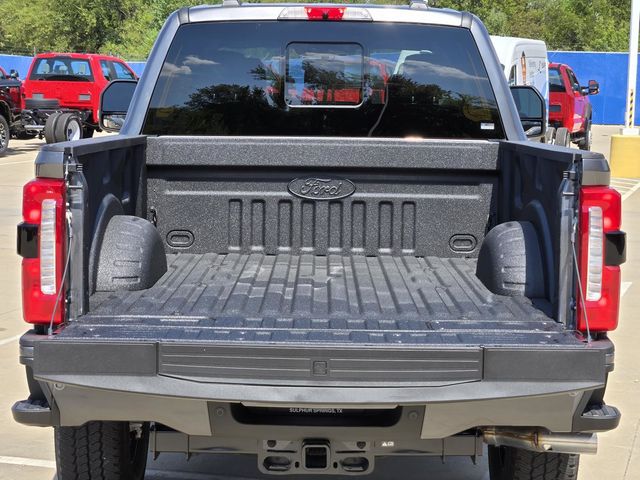 2026 Ford F-250 Lariat photo 9