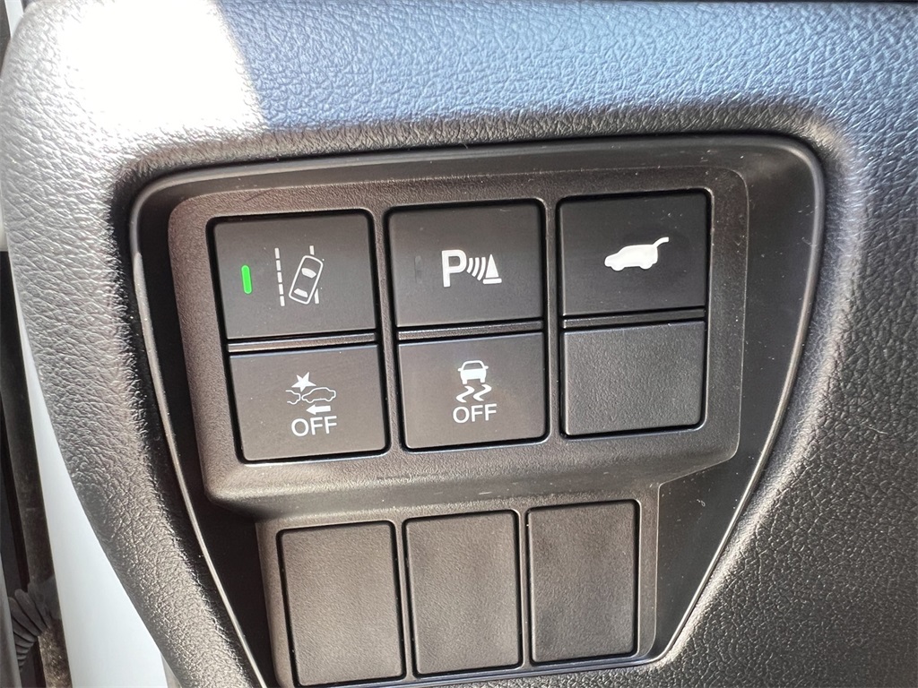 2021 Honda CR-V Hybrid Touring photo 29