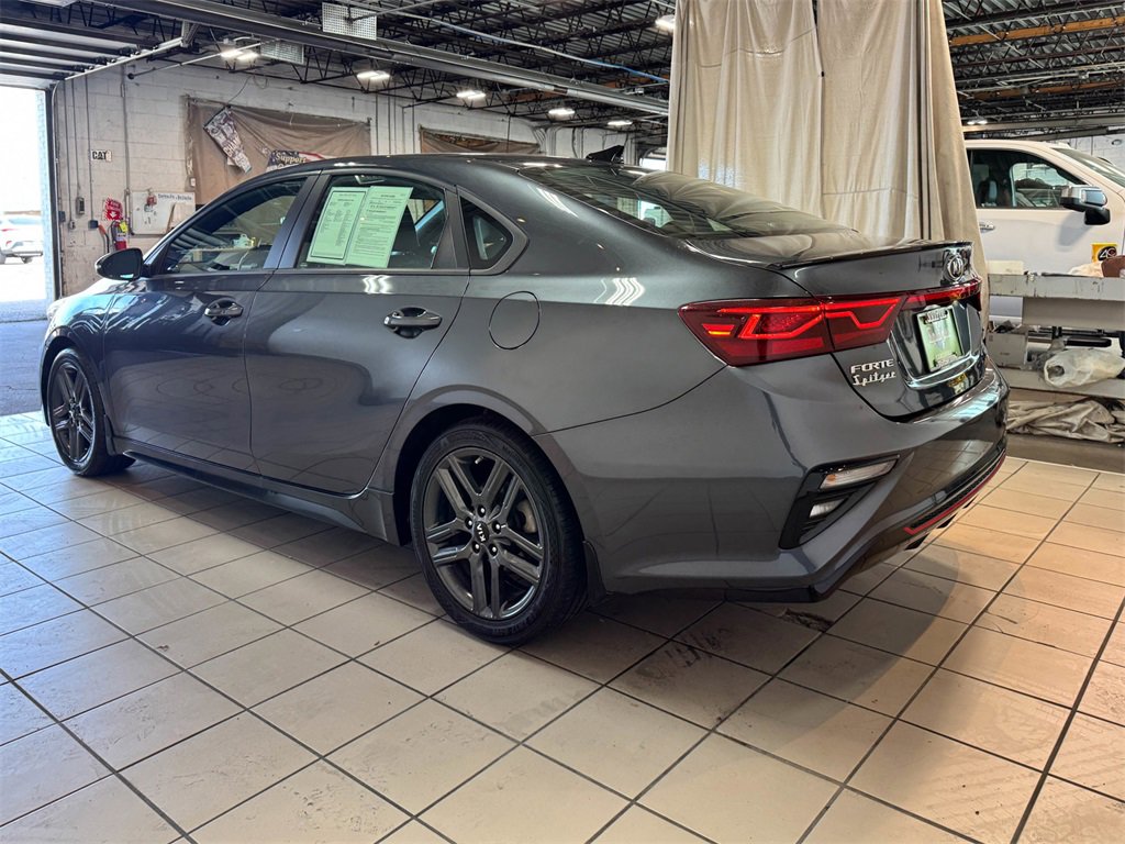 2020 Kia Forte GT-Line photo 10