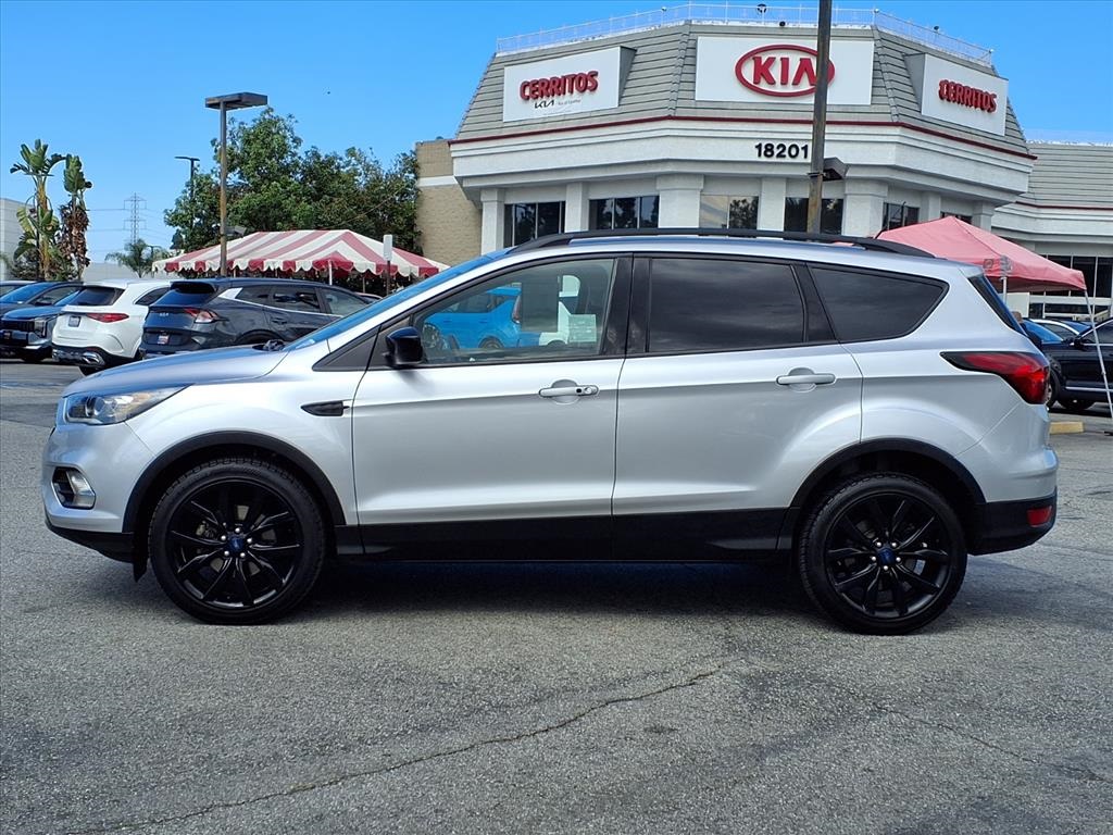 Used 2019 Ford Escape SE with VIN 1FMCU0GD7KUB61981 for sale in Cerritos, CA
