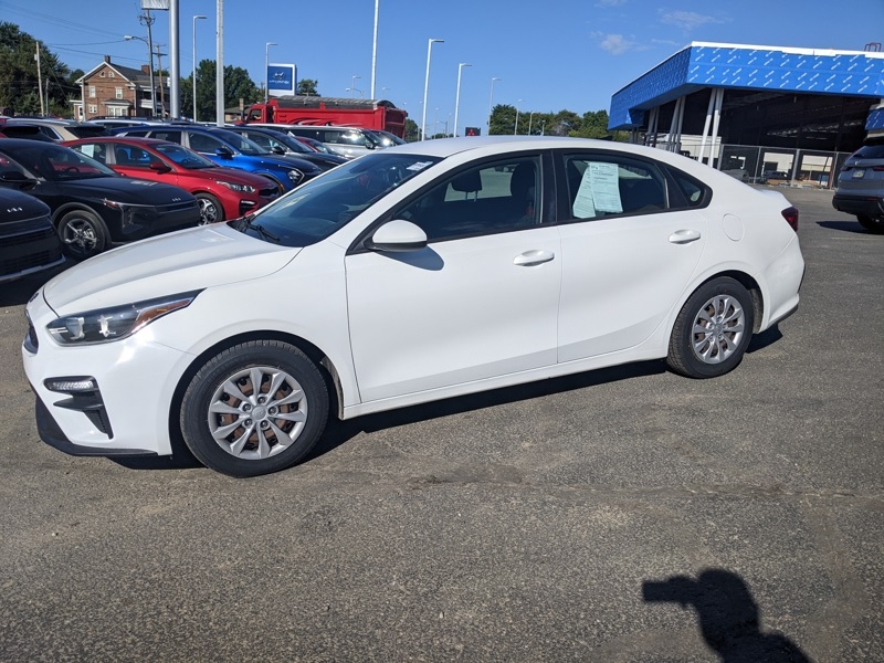 2020 Kia Forte FE photo 4