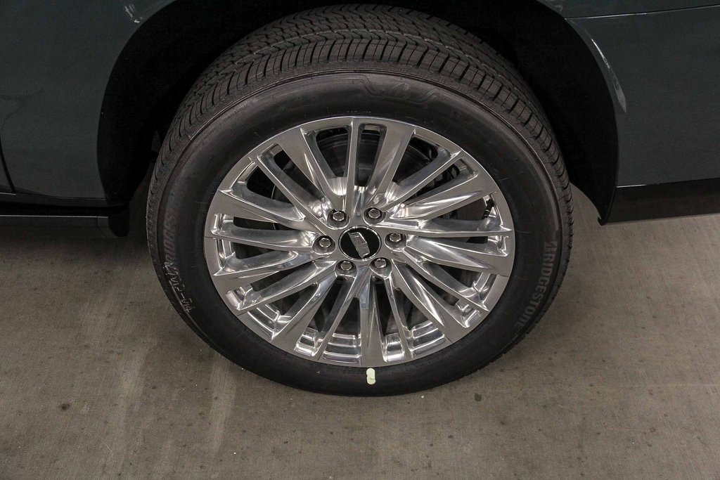 2026 Cadillac Escalade ESV Luxury photo 8