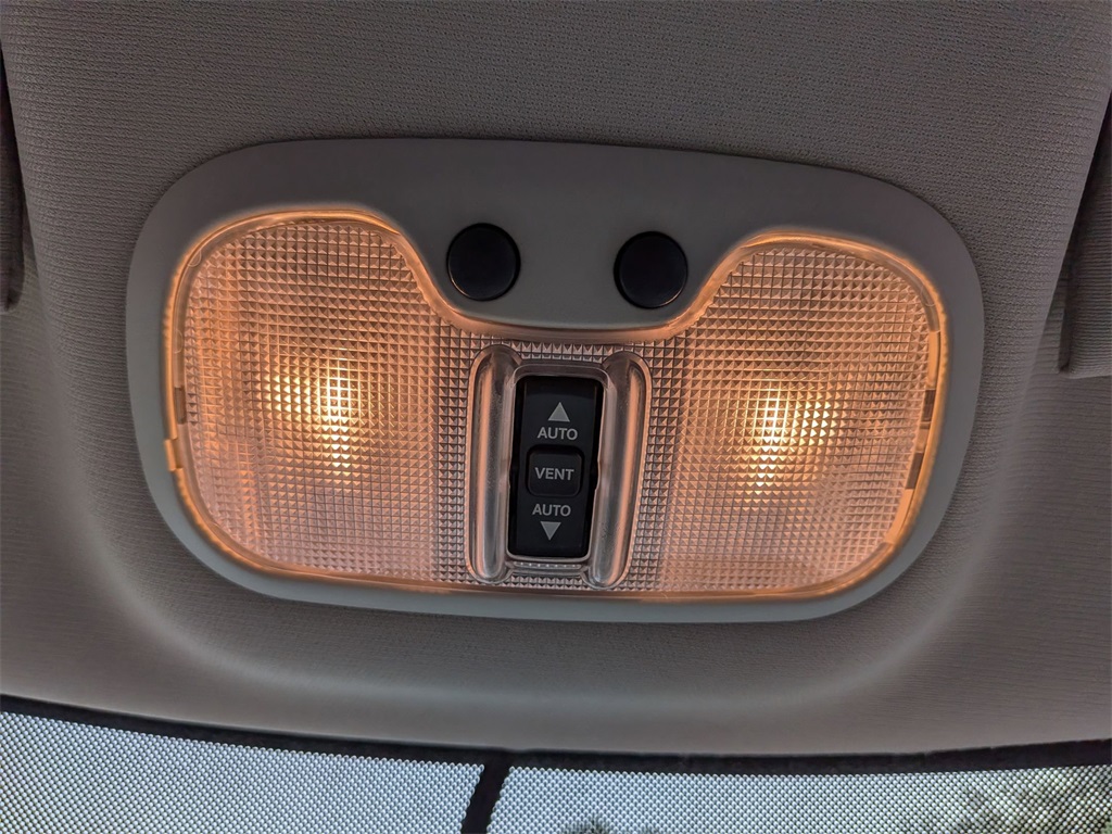 2016 Jeep Patriot High Altitude photo 16