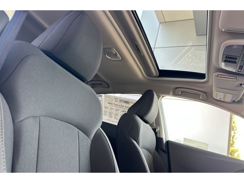 2025 Subaru Crosstrek Premium photo 16