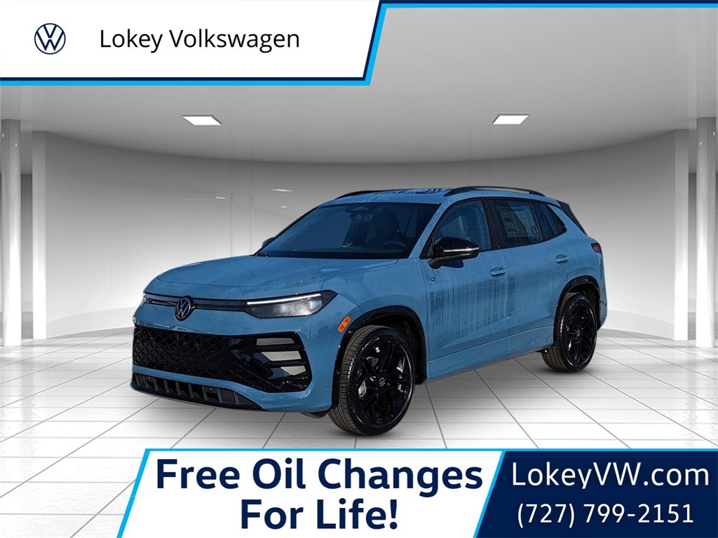 2026 Volkswagen Tiguan SE R-LINE BLACK's photo