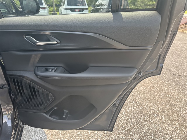 2025 Jeep Grand Cherokee Altitude photo 16