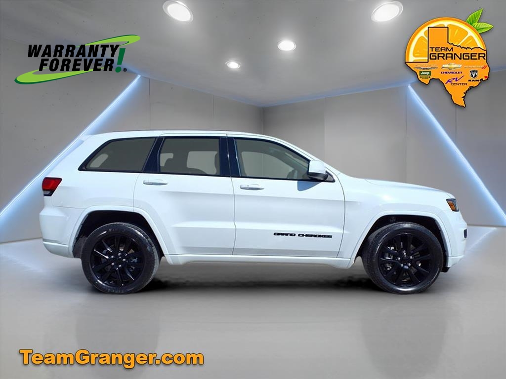 2021 Jeep Grand Cherokee Laredo X photo 4