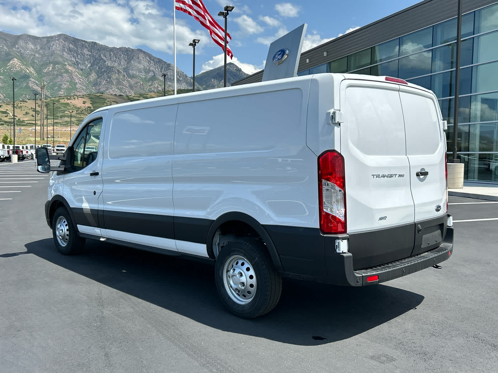 2025 Ford Transit Van Base - Photo 8
