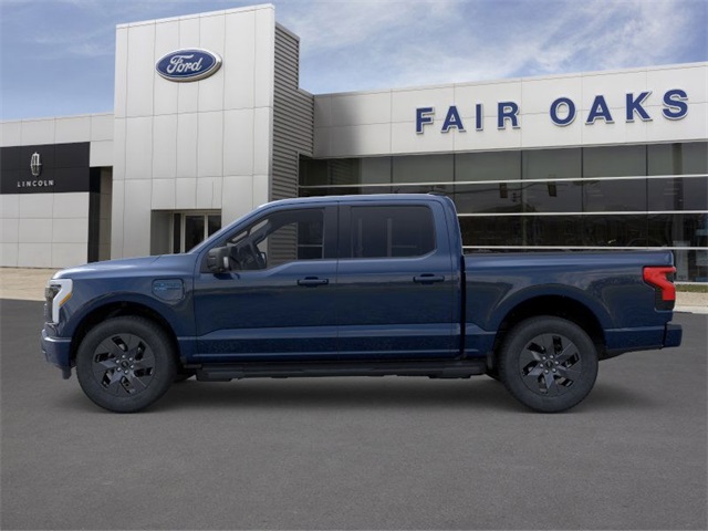 2025 Ford F-150 Lightning photo 3
