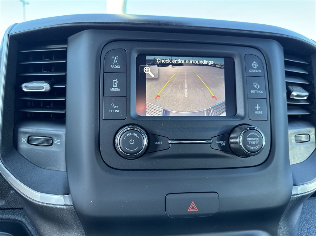 2024 Ram 2500 Big Horn photo 17