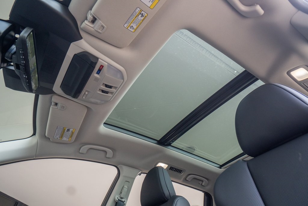 2025 Subaru Ascent Touring photo 13