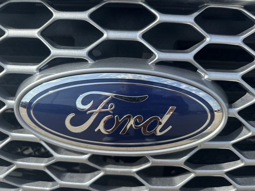 2023 Ford Edge SEL photo 30