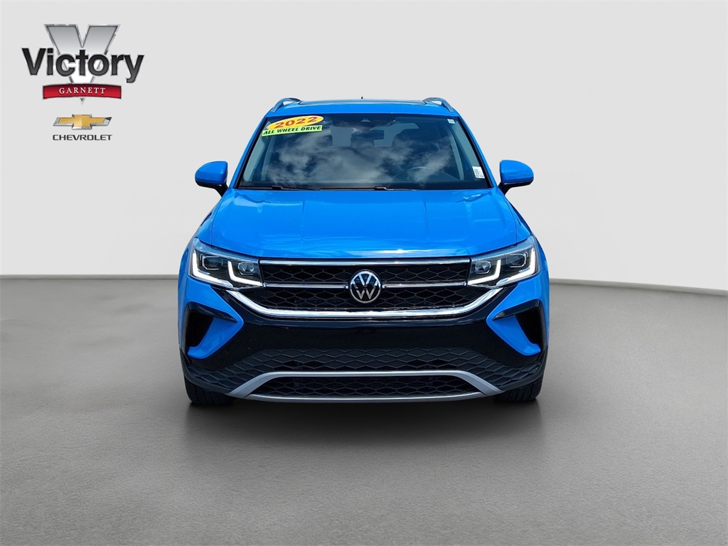 Used 2022 Volkswagen Taos SEL with VIN 3VV2X7B28NM046953 for sale in Kansas City