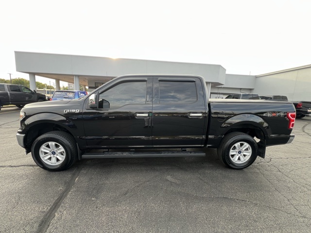 2019 Ford F-150 XLT photo 16
