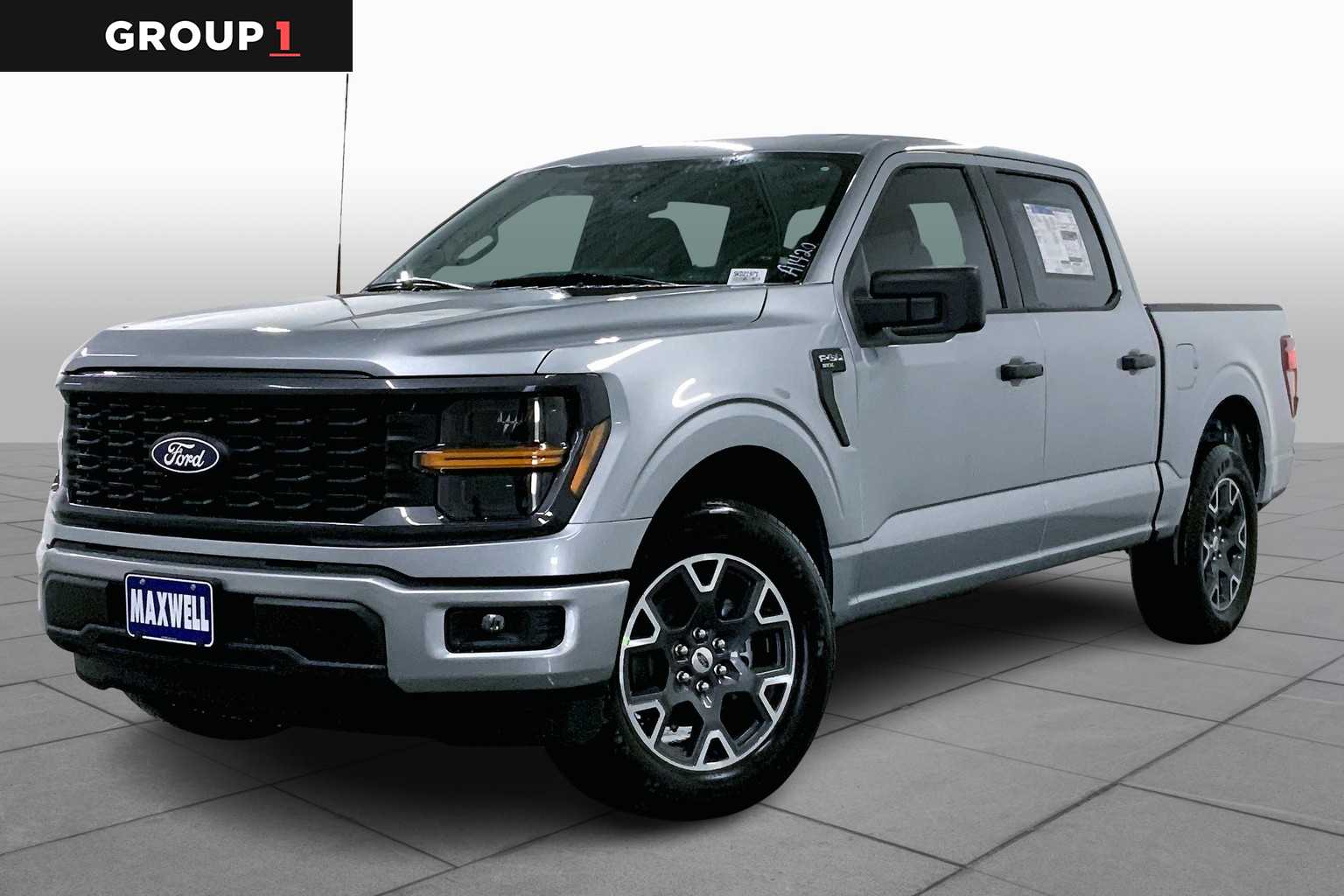 2025 Ford F-150 STX's photo