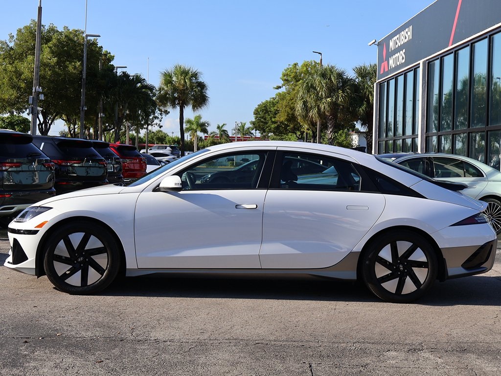 2023 Hyundai Ioniq 6 SE Standard Range photo 16