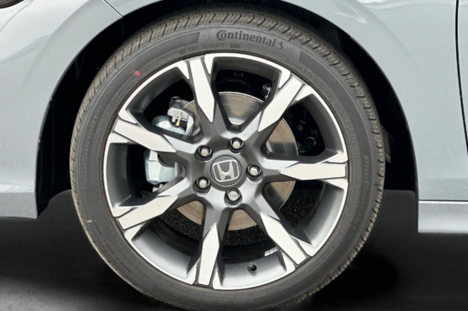 2026 Honda Civic Hybrid Sport Touring photo 30