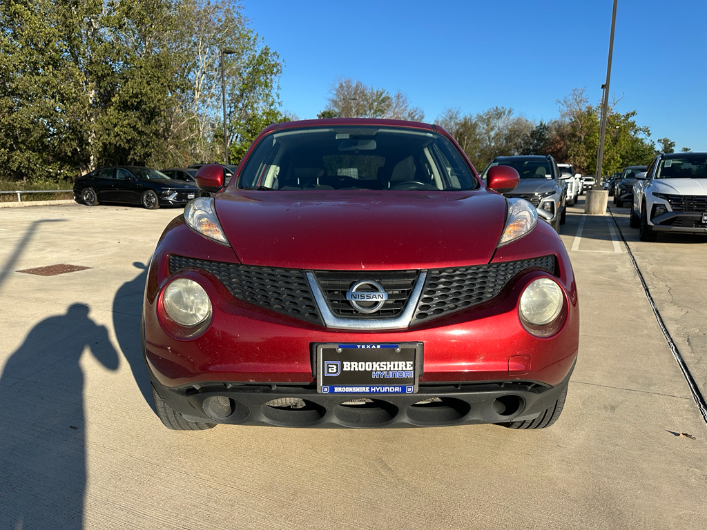 2011 Nissan Juke SV photo 2