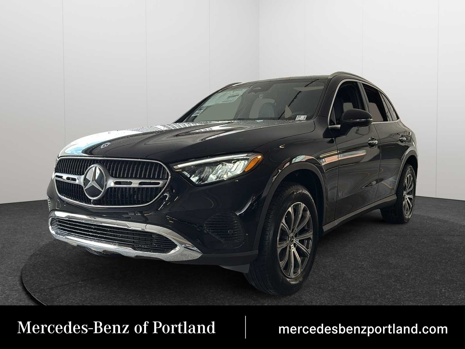 2026 Mercedes-Benz GLC Base's photo