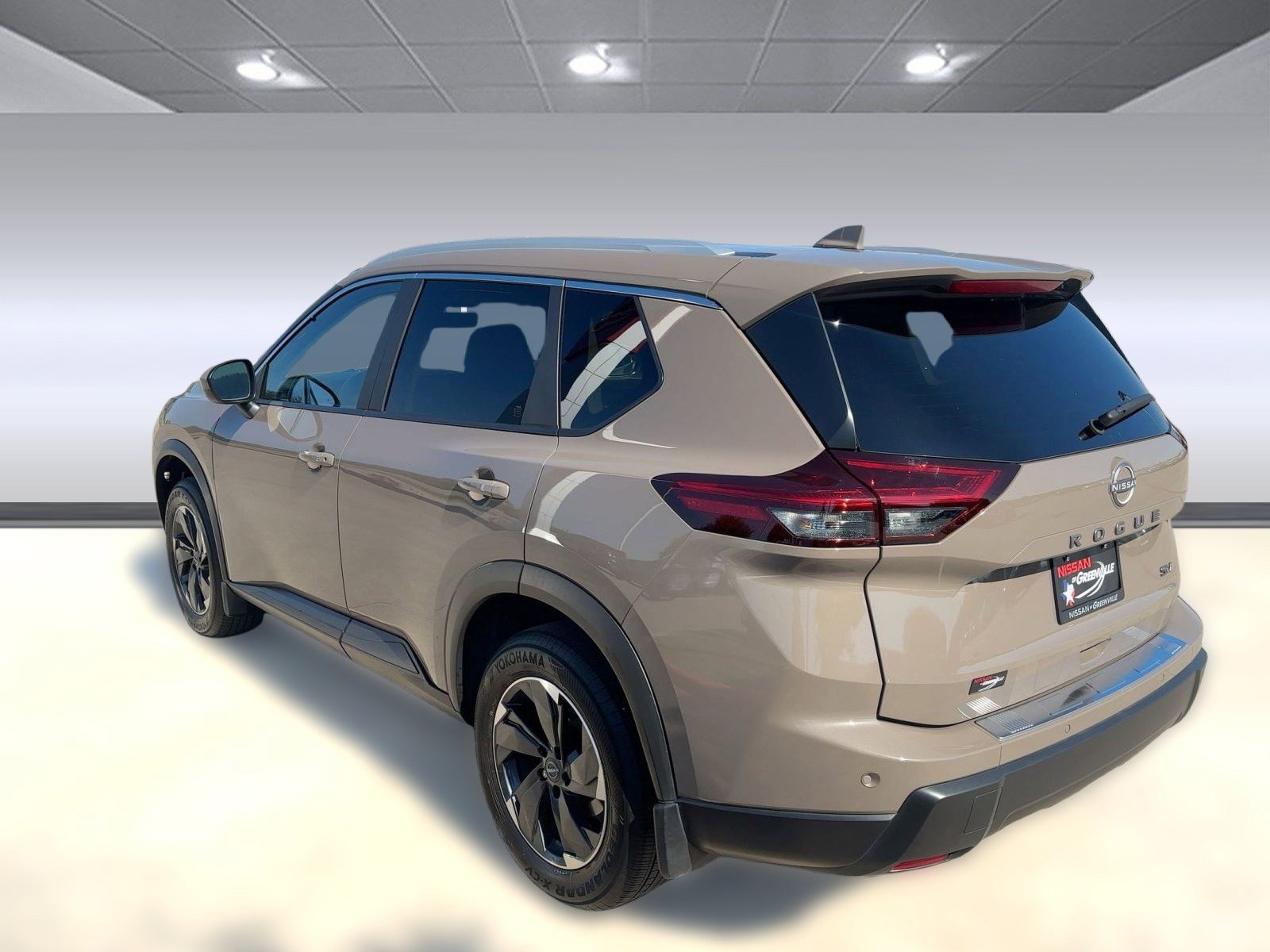 2024 Nissan Rogue SV photo 2