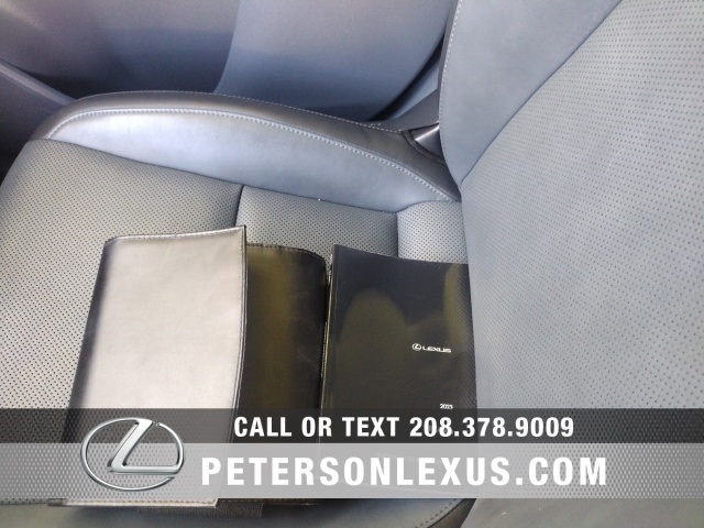 2023 Lexus RZ 450e Premium photo 25