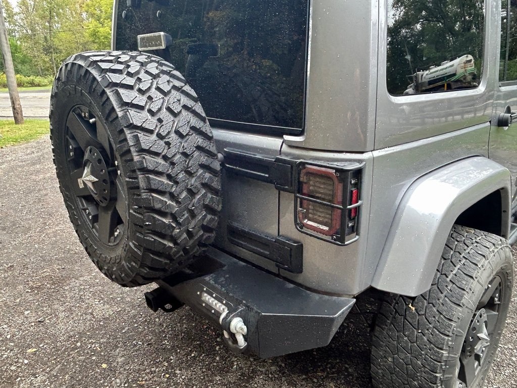 2017 Jeep Wrangler Unlimited Sahara photo 7