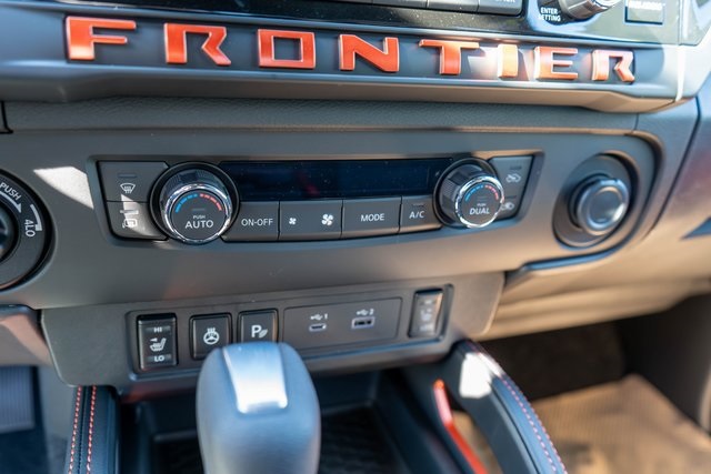 2026 Nissan Frontier Crew Cab PRO-4X photo 16