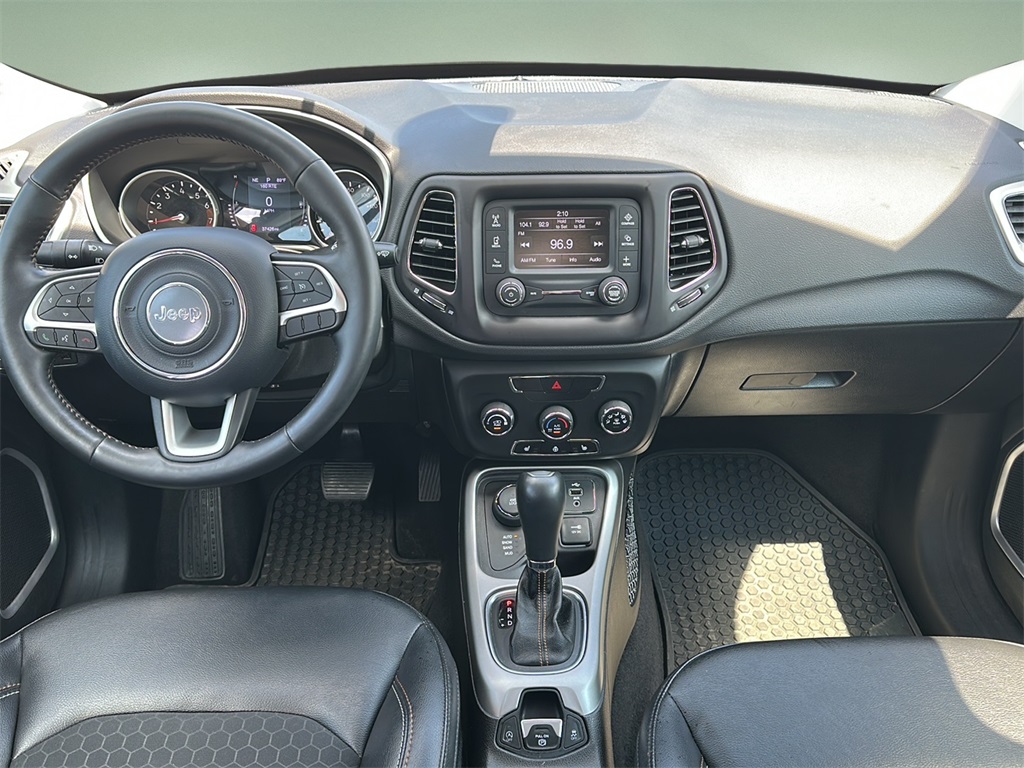 2018 Jeep Compass Latitude photo 8
